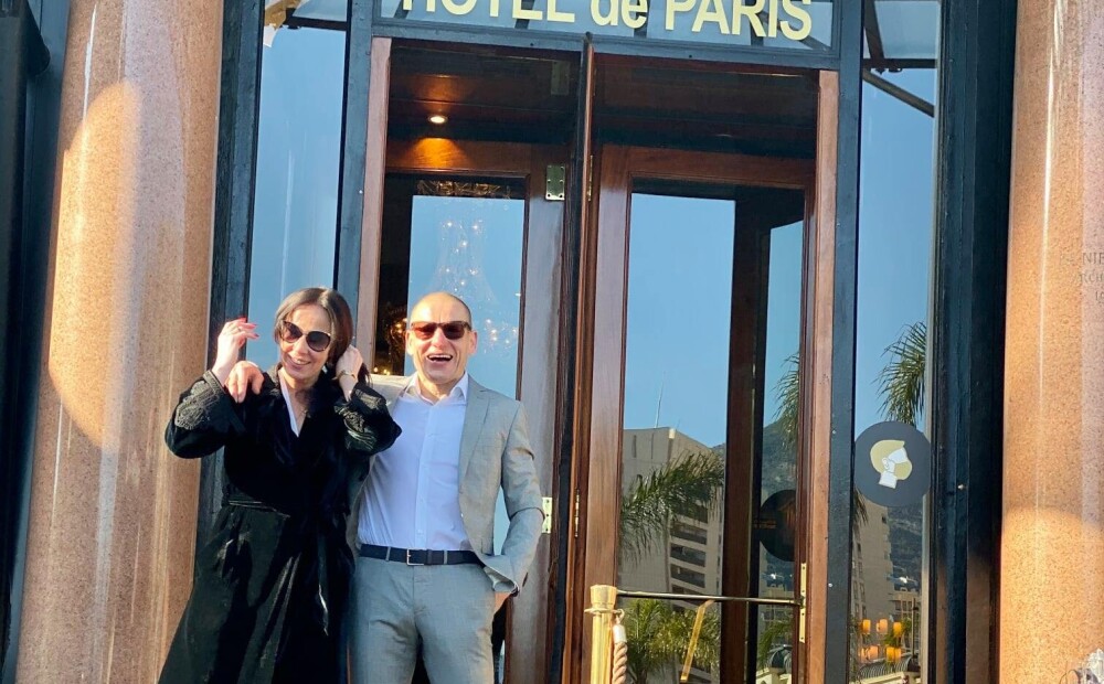 Aigars Fadejevs ar sievu kāzu gadadienu nosvin Montekarlo Jauns.lv