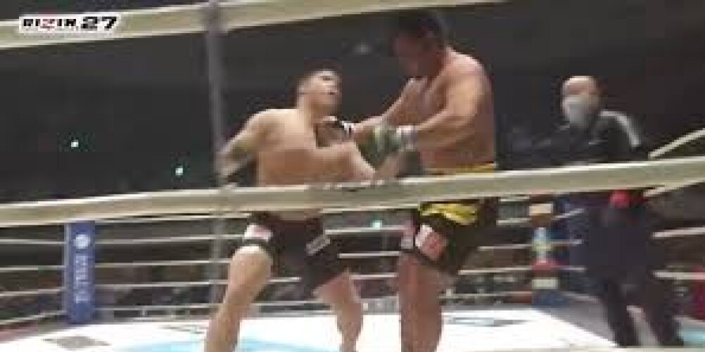 VIDEO: sumo cīkstonis 6 sekundēs nokautē MMA cīkstoni