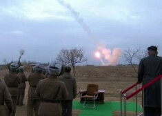 Ziemeļkoreja izšauj divas ballistiskās raķetes un turpina provocēt ASV
