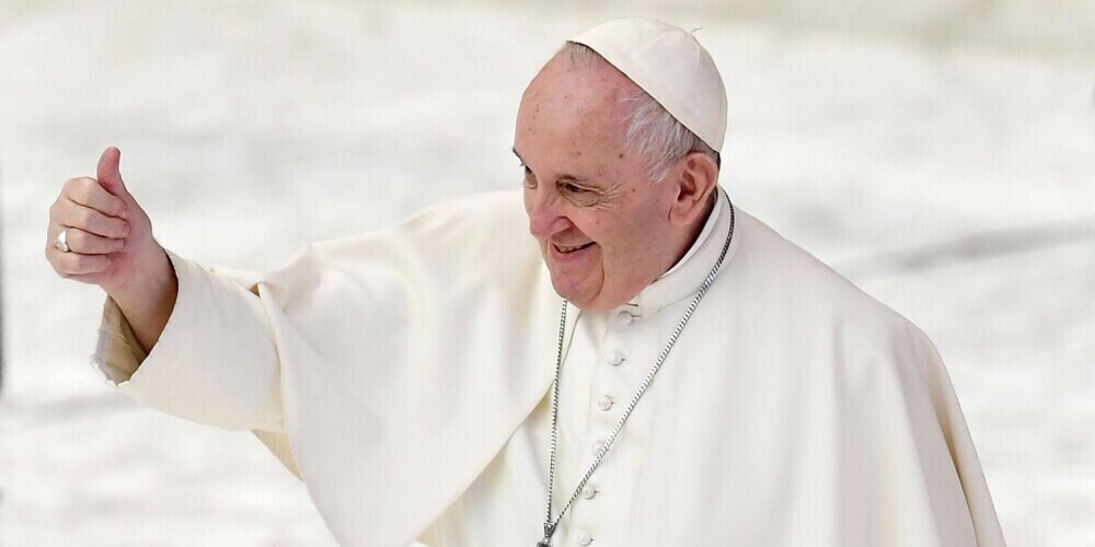 Кризис в Ватикане? Папа урезает зарплаты кардиналам