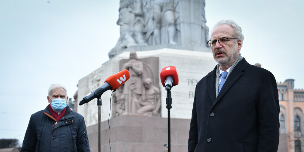 Levits: "Šodienas brīvās Latvijas uzdevums ir turēt cieņā un godā komunistiskā genocīda upuru piemiņu"