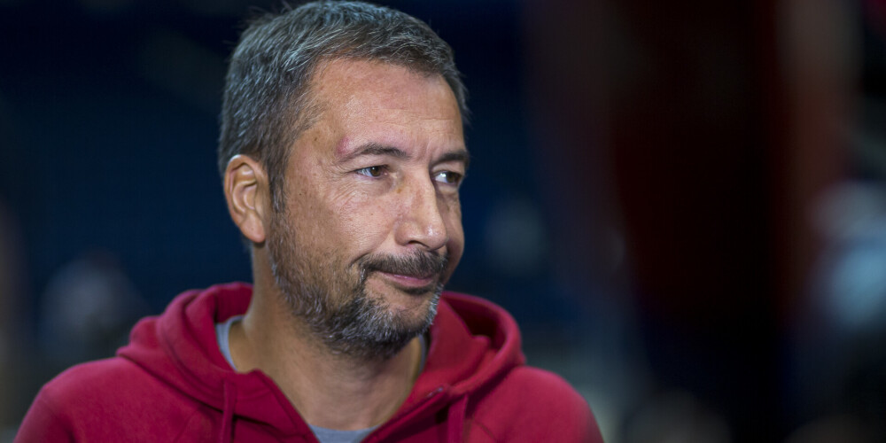 Luka Banki (dzimirs 1965. gada 1. augustā) ir itāļu basketbola treneris, kurš trenējis vairākus Eiropā labi zināmus klubus, ieskaitot Krasnodaras "Lokomotiv Kuban", Sjēnas "Montepaschi", Atēnu AEK, Milānas "Emporio Armani", Bambergas "Brose" un citus. Trenera karjeras laikā bijis arī Ziemeļamerikā NBA G līgas kluba Londailendas "Nets" galvenā trenera palīga amatā. 2021. gada 25. maijā stājās pie Latvijas vīriešu basketbola izlases stūres. 