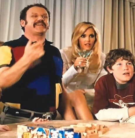 Hjūstons Tamlins filmā “Talladega Nights”.