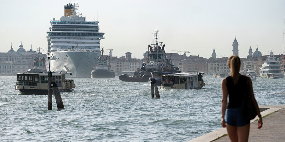 Venēcijas centrā vairs neielaidīs lielos kruīza kuģus, lai aizsargātu kultūras mantojumu