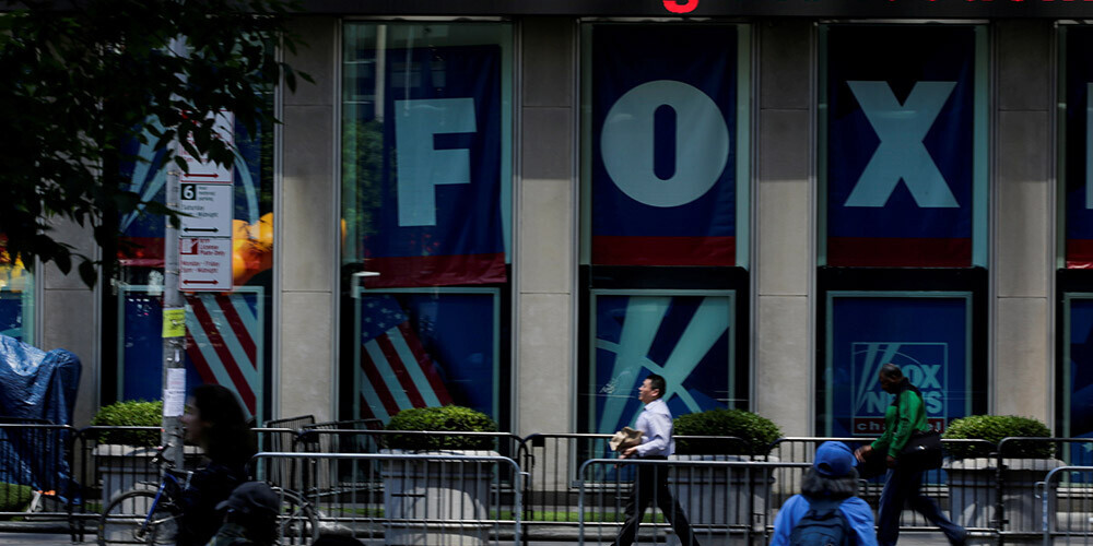 Par neslavas celšanu tiesā no "Fox News" pieprasa 1,6 miljardus dolāru