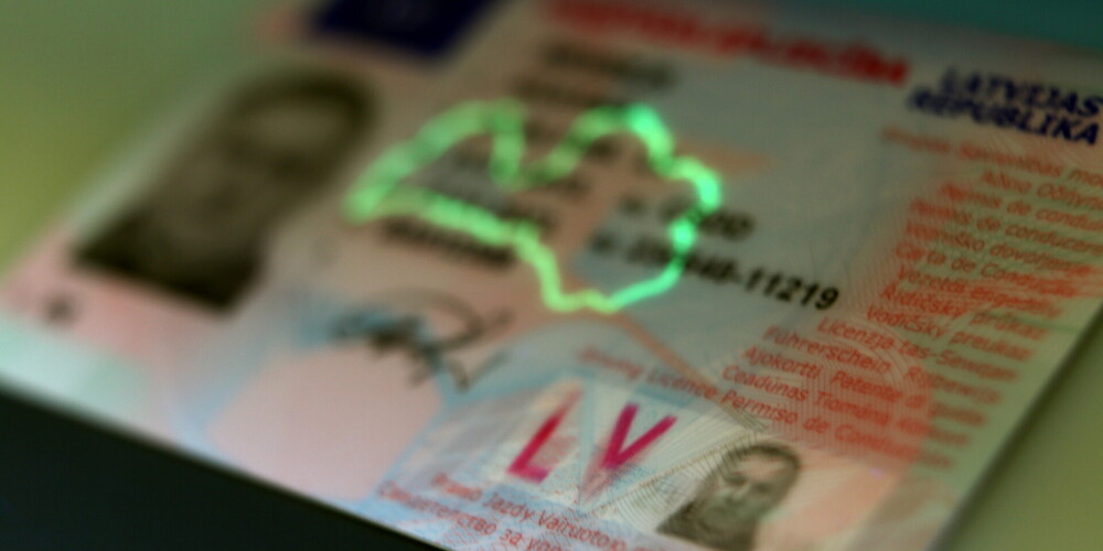 Cik ilgi Lielbritānijā būs derīgas Latvijā izsniegtās autovadītāja apliecības?