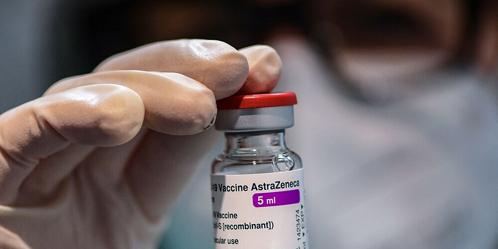 Norvēģija vēl neatsāks vakcināciju ar "AstraZeneca"; vēlas vairāk laika blakusefektu izmeklēšanai