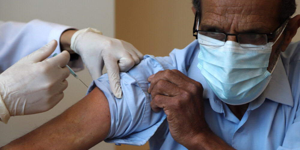 Pasaulē izlietots vairāk nekā pusmiljards Covid-19 vakcīnu devu