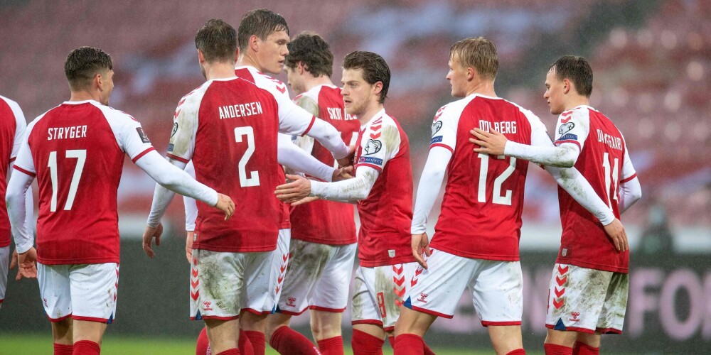 Dānijas futbola izlase ir nacionālā futbola komanda, kas pārstāv Dānijas valsti starptautiskās futbola sacensībās. Dānijas futbola izlasi pārvalda Dānijas Futbola asociācija. Lielākie izlases panākumi bija 1990. gados, kad 1992. gadā Dānijas izlase negaidīti uzvarēja Eiropas čempionātā. Pasaules čempionātos Dānijas izlases lielākais panākums ir iekļūšana ceturtdaļfinālā 1998. gadā.