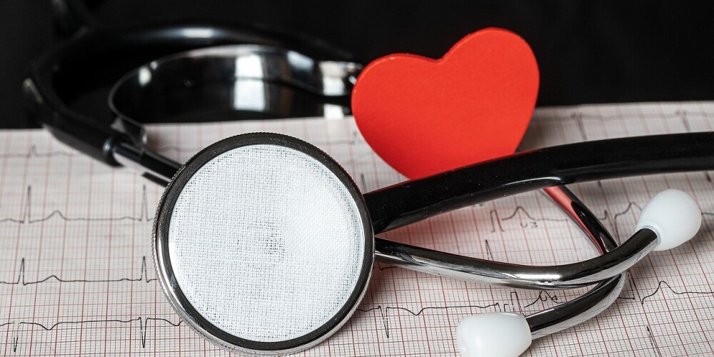 Ведущий кардиолог США дал советы жителям Латвии о здоровье сердца