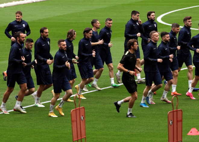 Spānijas un Kosovas futbolistu spēli aizēno neveikls diplomātiskais skandāls