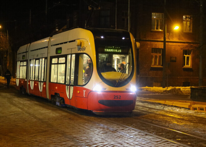 Liepājā noticis uzbrukums tramvaja vadītājam, kurš nogādāts slimnīcā