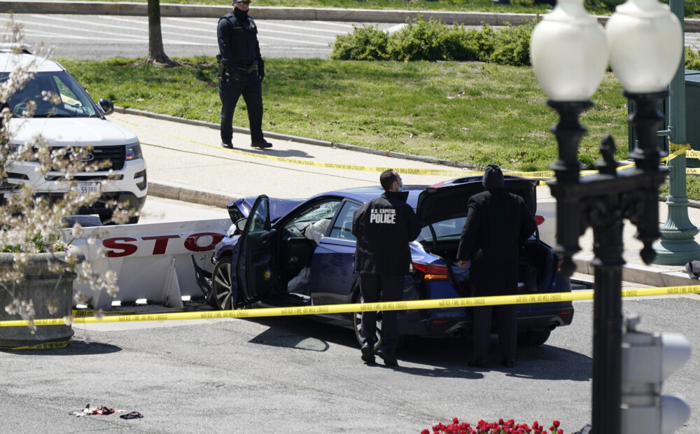 Pie ASV Kapitolija nogalināts policists; miris arī uzbrucējs