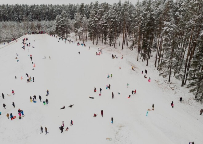 Zemgalē jauns kalns! Tas nosaukts tā radītāja - Bulderberga vārdā