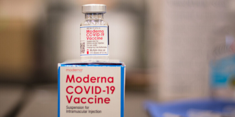 Исследование: вакцина Moderna эффективна в течение как минимум шести месяцев после прививки