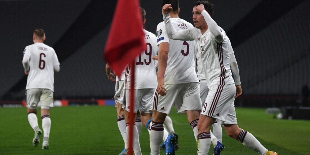 Latvijas futbola izlase FIFA rangā zaudējusi vēl divas pozīcijas
