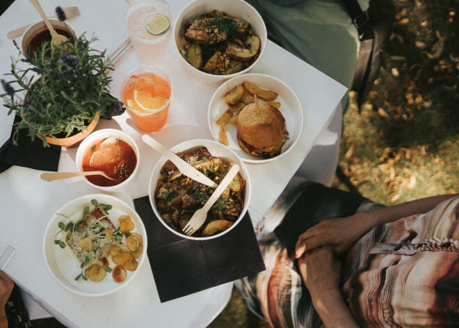 Когда правительство обсудит смягчение ограничений в сфере общественного питания и тренировок?