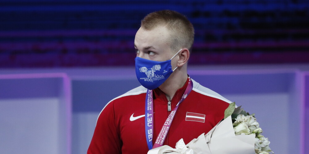 Svarcēlājs Suharevs Eiropas čempionātā izcīna bronzu