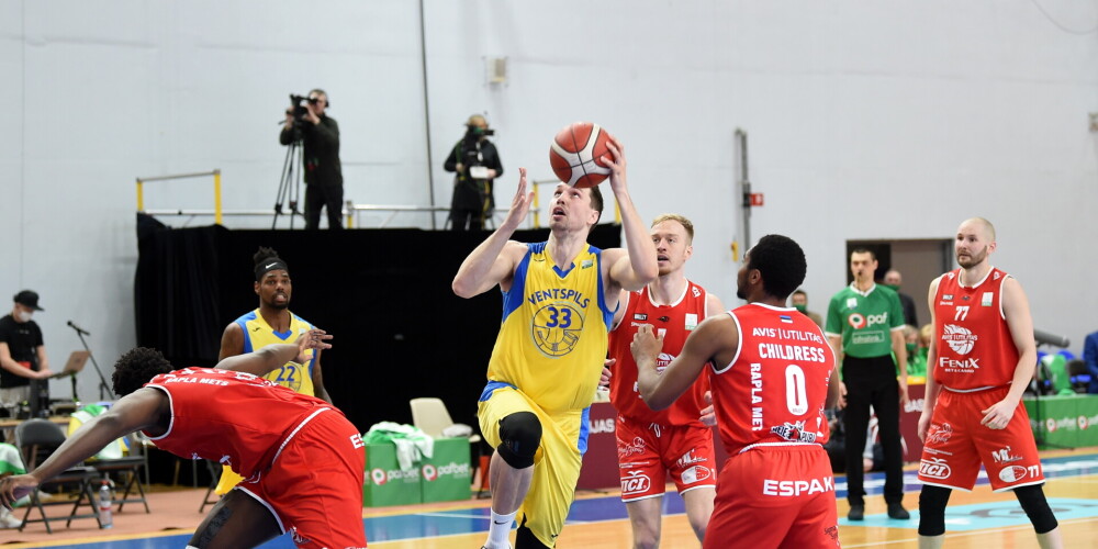 "Ventspils" basketbolisti LIBL ceturtdaļfinālā puslaikā gūst 18 punktus un noliek čempionu pilnvaras