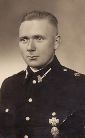 Roberts Rubenis (1917–1944) bija latviešu virsnieks, kurš drosmīgi stājās pretī pārspēkam.