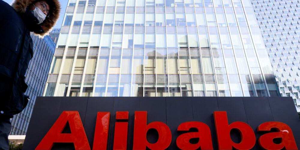 Ķīnas regulators piespriež kompānijai "Alibaba" miljardiem lielu sodu