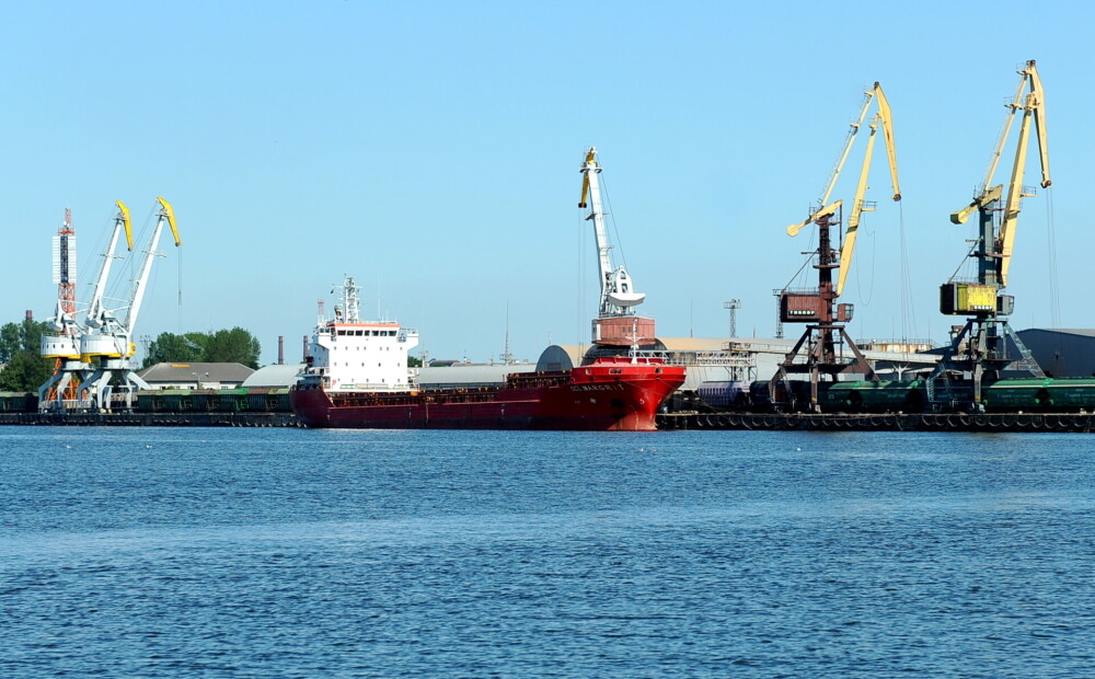 Liepājas ostā iebraucis Krievijas kuģis, kura īpašnieks iekļauts ASV sankciju sarakstos