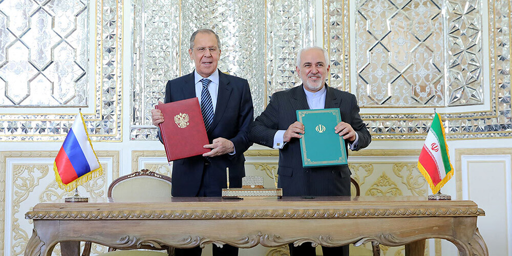 Krievija nosoda ES sankcijas un pauž cerību, ka izdosies glābt Irānas kodollīgumu