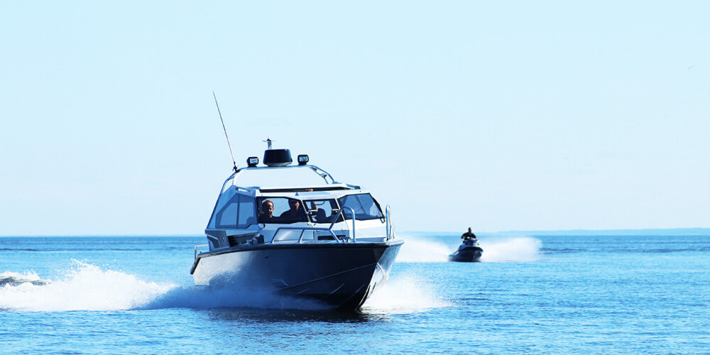 Компания Рижского порта производит алюминиевые скоростные катера премиум-класса