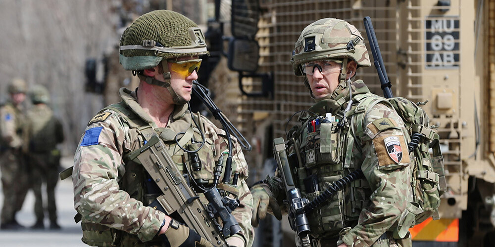 Vācijas ministre: NATO karavīri no Afganistānas, domājams, tiks izvesti septembrī