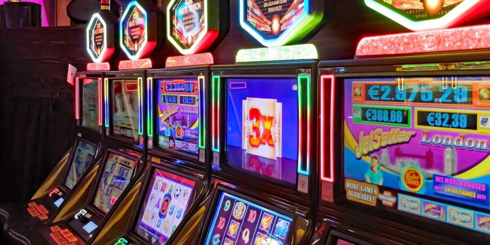 Saeima noraida grozījumus, kas ierobežotu azartspēļu organizēšanu Latvijā