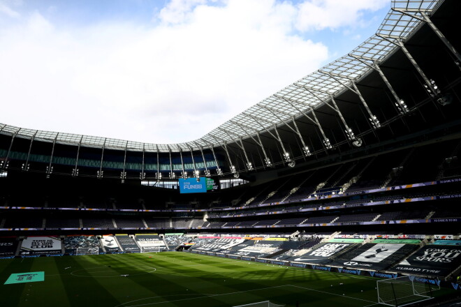 Irānas futbola līdzjutēji ļoti labi varēja iepazīt "Tottenham Hotspur" stadionu.