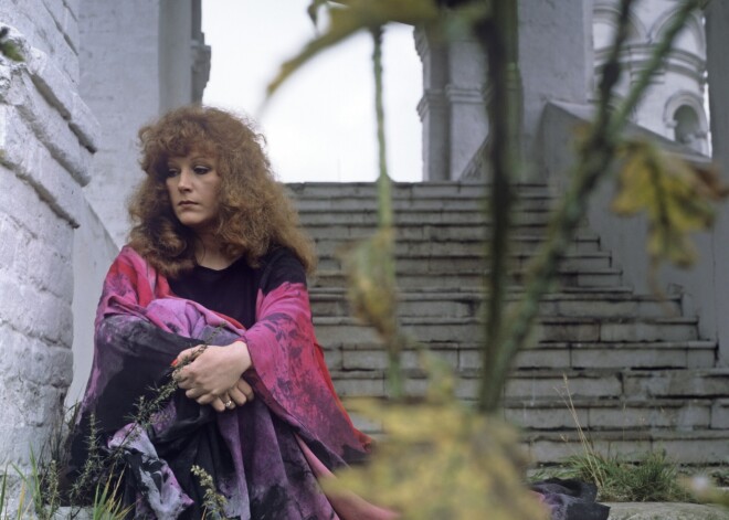 "Поняла, что я плохая девочка": Пугачева вспомнила, как впервые не пришла домой ночевать