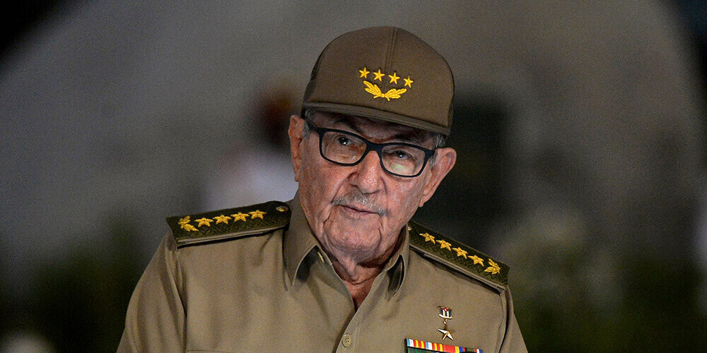 89 gadus vecais Rauls Kastro atkāpjas no Kubas Komunistiskās partijas līdera amata