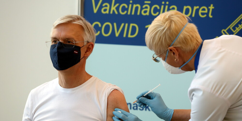 Kariņš par vakcināciju pret Covid-19: "dzīvās rindas" elements jāievieš ikdienā