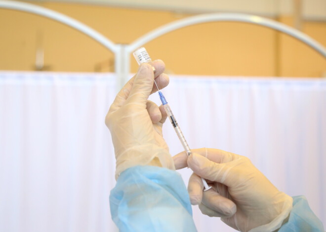 Президент: главная задача - добиться быстрой вакцинации