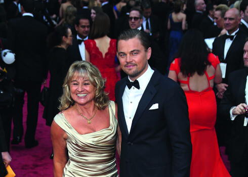 Kianu Rīvss, Bredlijs Kūpers, Leonardo Dikaprio - slavenības, kas uz sarkanā paklāja izgājušas ar mammu pie rokas
