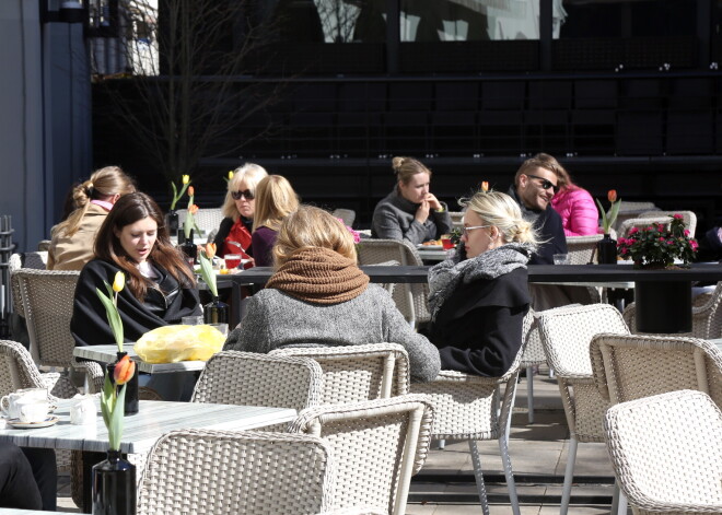 Pret Covid-19 vakcinētie Latvijā ar laiku varētu tikt pie papildu priekšrocībām