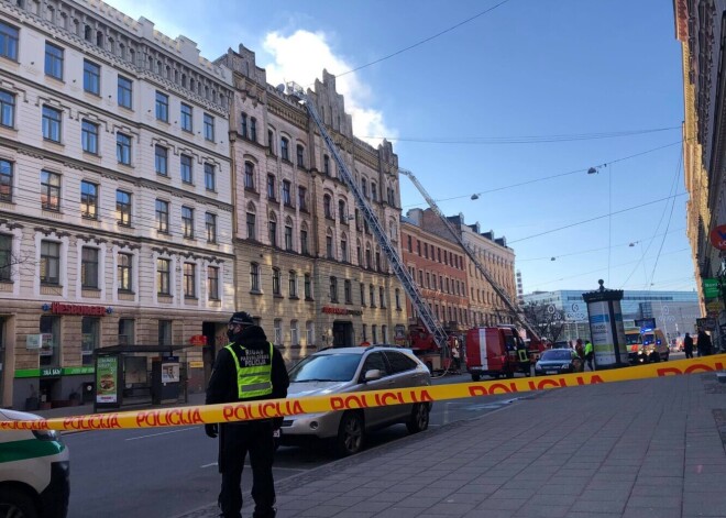 По делу о пожаре в нелегальном хостеле на улице Меркеля задержано несколько лиц