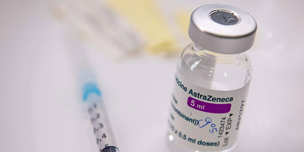 "AstraZeneca" atklāj, cik nopelnījusi ar Covid-19 vakcīnu pārdošanu