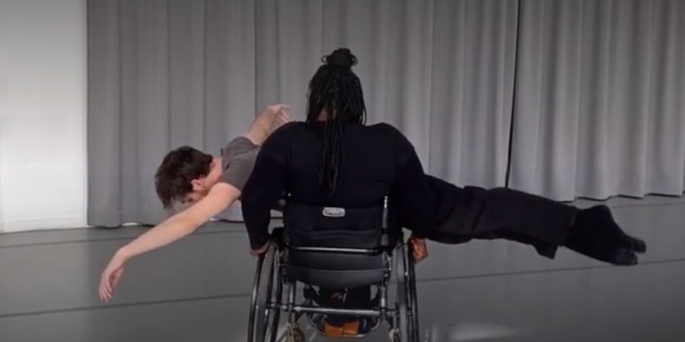 Сила духа: оказавшись в инвалидном кресле, женщина стала танцовщицей