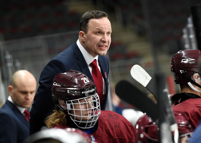 U-18 hokeja izlases treneris Sorokins pēc sāpīgā zaudējuma: "Rezultāts neparādīja, cik smagi strādājām"