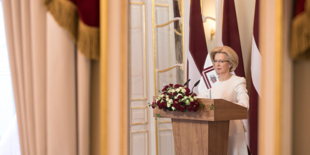 Mūrniece Saeimas svinīgajā sēdē izceļ brīvības nozīmi demokrātiskā sabiedrībā
