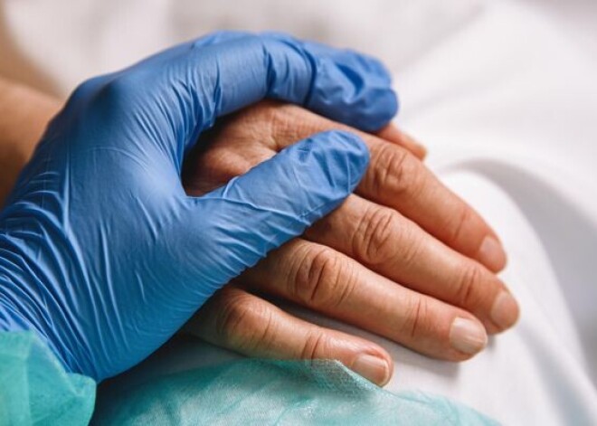 За прошедшие сутки в Латвии госпитализированы 79 пациентов с Covid-19