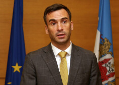 Staķis norādīja, ka būtu jāuzlabo arī operatīvās informācijas apmaiņa starp dienestiem, lai tie varētu reaģēt ātrāk un efektīvāk.