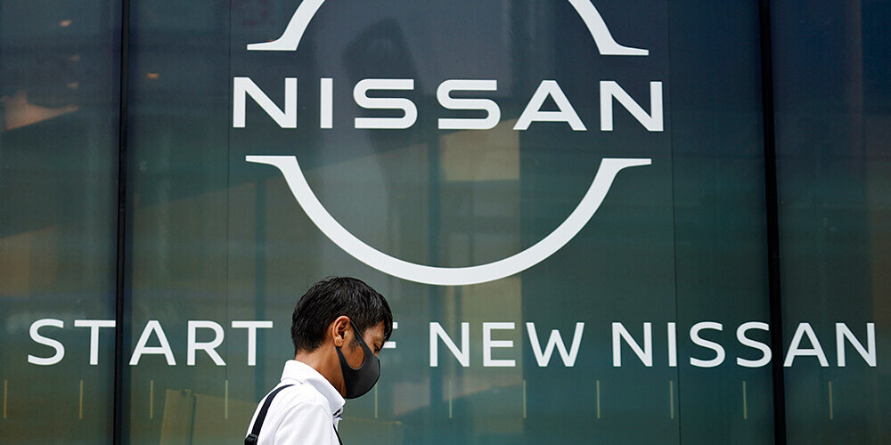 "Nissan" pārdod visu sev piederošo "Daimler" akciju daļu