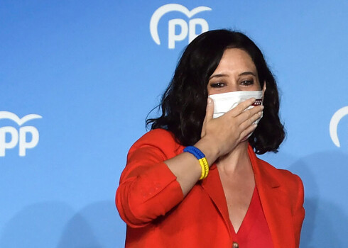 Madrides reģiona premjerministre Isabela Diasa Ajuso paziņojusi, ka šie rezultāti ir uzskatāmi par Spānijas premjerministra Pedro Sančesa kreisās valdības "gala sākumu".