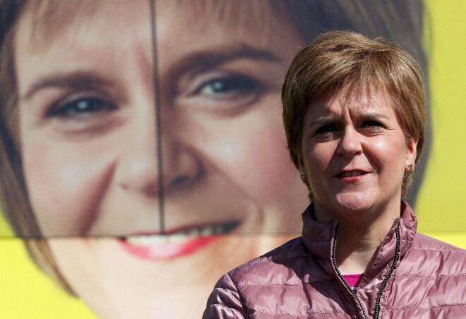 Nikola Stērdžena pošas uzvarai.