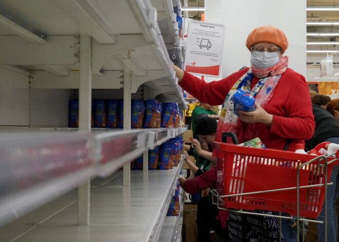 Krievija uz laiku noteikusi aizliegumu griķu eksportam