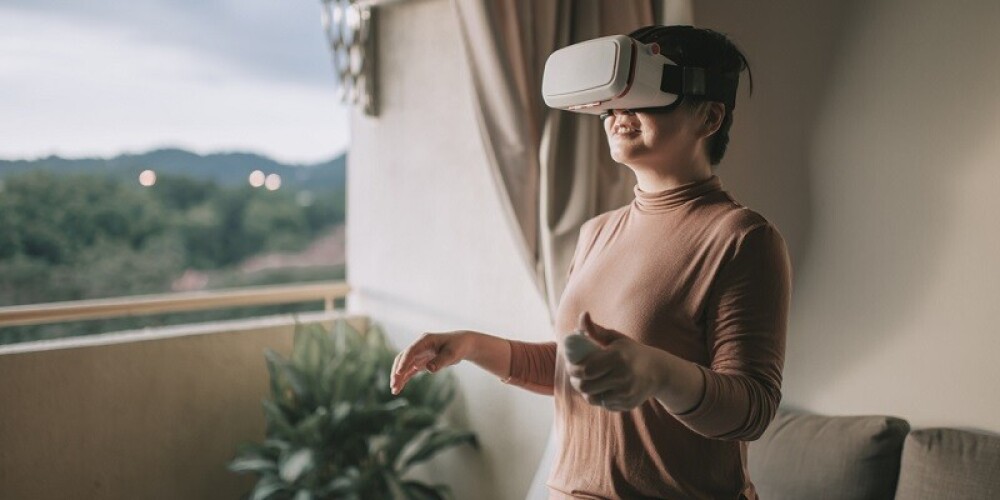 В Латвии разработали новый метод психотерапии для подростков - в очках виртуальной реальности