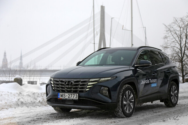 "Hyundai Tucson".